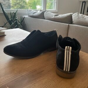 Dr. Scholls black loafers. SIZE 8.5. Barely worn